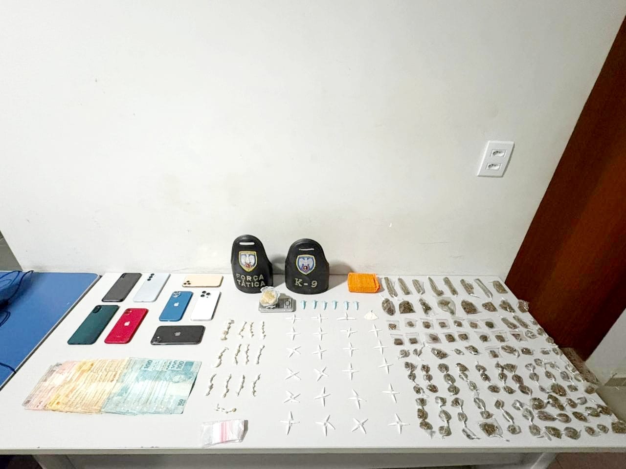 Força Tática prende grupo por tráfico de drogas no bairro Porto, em São Mateus