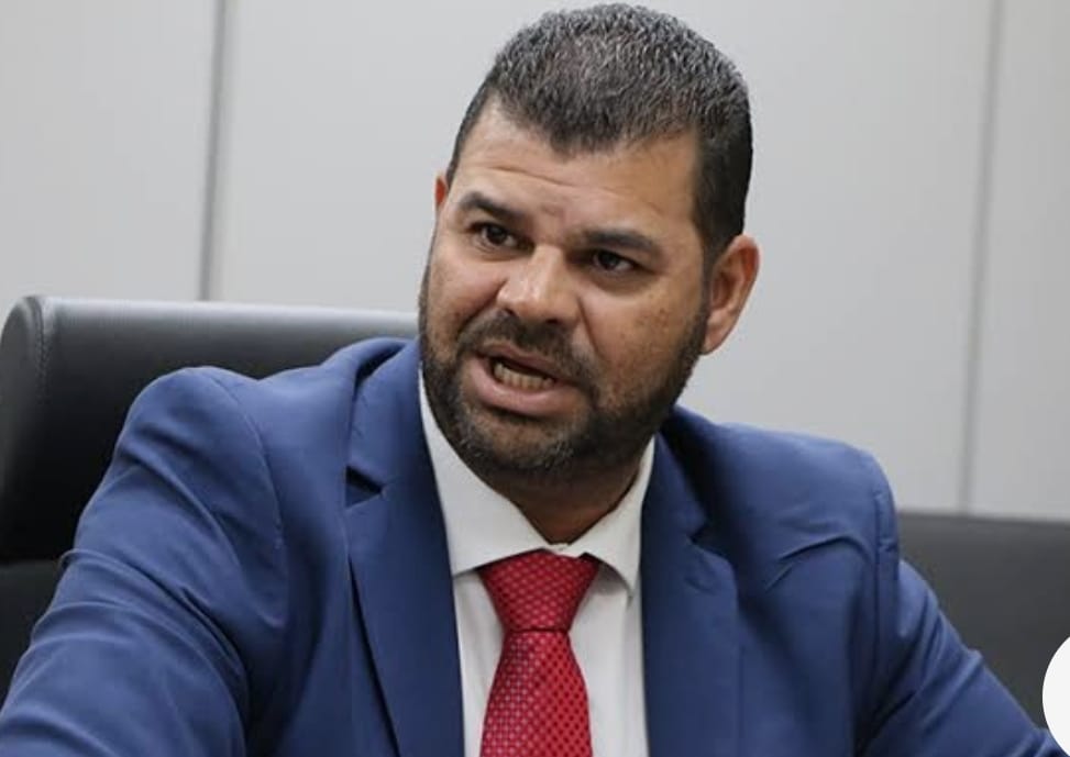 Ministério Público move ação de improbidade contra ex-prefeito Mateusinho em Conceição da Barra