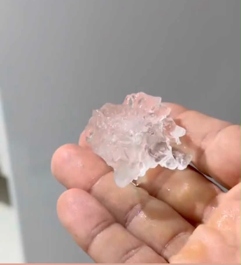 Tempestade de granizo surpreende moradores e deixa rastro de prejuízos em Colatina