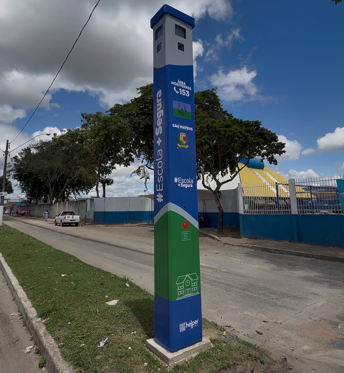 São Mateus instala totens de segurança inteligente em escolas da rede municipal