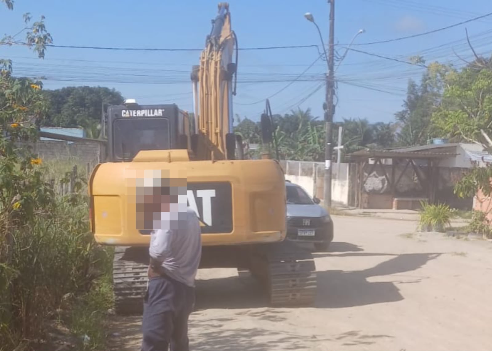 Peça de alto valor é furtada de escavadeira durante obra no bairro Nova Era